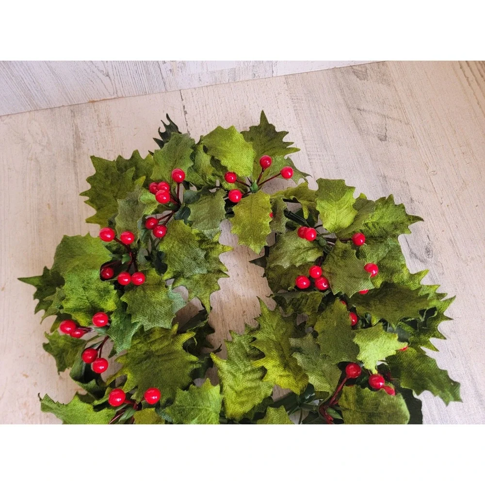 Mistletoe faux wreath Xmas‎ home decor red cranberry figure unique